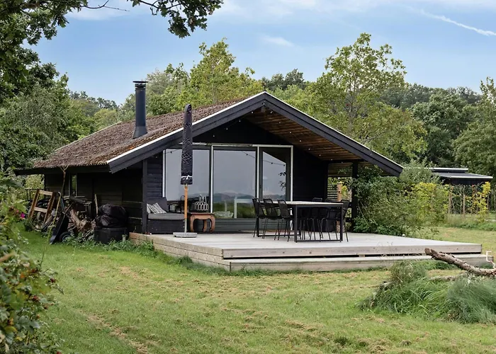 House By Forest And Roskilde Fjord's Waves 別荘